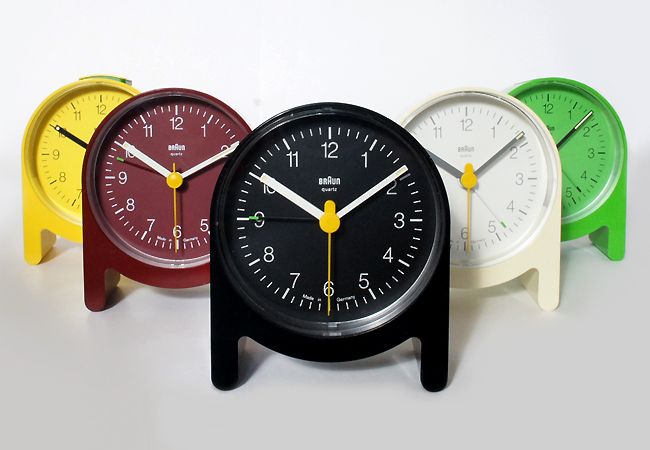 Reloj Despertador AB 2 - 1.800 Productos Braun diseñados por Dieter Rams y  su equipo